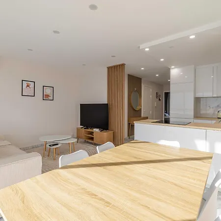 아파트 Elegant With Balcony Near The Beaches - 칸느