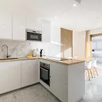 Elegant With Balcony Near The Beaches - Апартаменты
