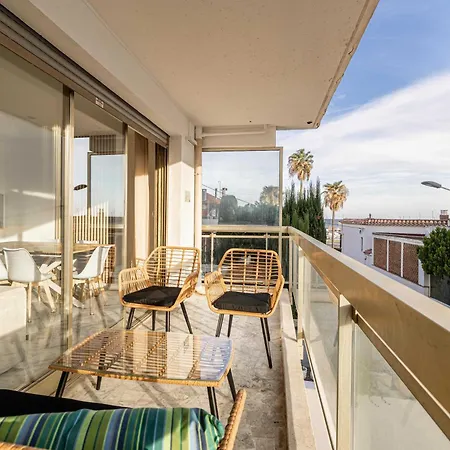Elegant With Balcony Near The Beaches - Канны